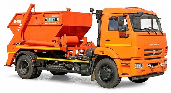 Мусоровоз контейнерный КОММАШ КО-440А1